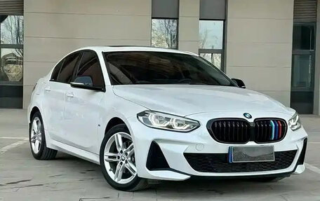 BMW 1 серия, 2023 год, 1 850 000 рублей, 3 фотография