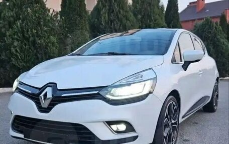 Renault Clio IV рестайлинг, 2018 год, 1 320 000 рублей, 1 фотография