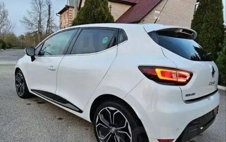 Renault Clio IV рестайлинг, 2018 год, 1 320 000 рублей, 5 фотография