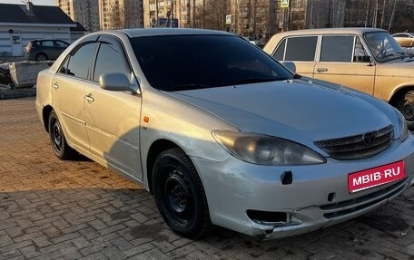 Toyota Camry V40, 2003 год, 400 000 рублей, 1 фотография