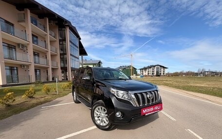 Toyota Land Cruiser Prado 150 рестайлинг 2, 2016 год, 4 950 000 рублей, 3 фотография