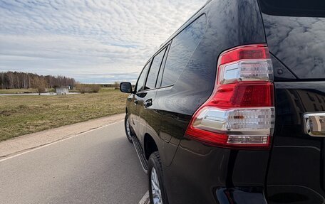 Toyota Land Cruiser Prado 150 рестайлинг 2, 2016 год, 4 950 000 рублей, 12 фотография