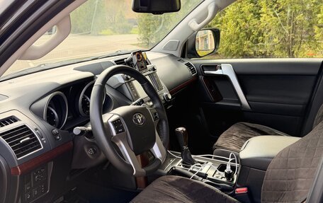 Toyota Land Cruiser Prado 150 рестайлинг 2, 2016 год, 4 950 000 рублей, 14 фотография