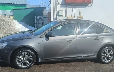 Chevrolet Cruze II, 2011 год, 450 000 рублей, 4 фотография