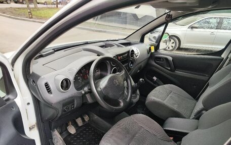 Peugeot Partner II рестайлинг 2, 2011 год, 335 000 рублей, 12 фотография