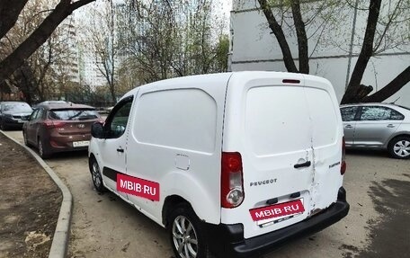 Peugeot Partner II рестайлинг 2, 2011 год, 335 000 рублей, 6 фотография