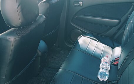 Mitsubishi Outlander III рестайлинг 3, 2006 год, 700 000 рублей, 8 фотография