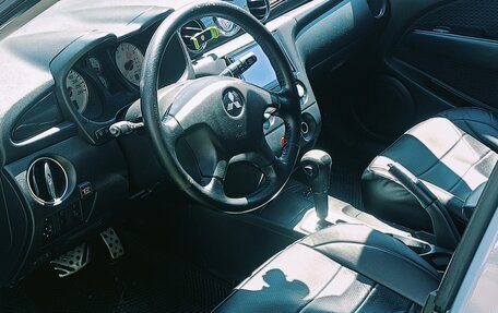 Mitsubishi Outlander III рестайлинг 3, 2006 год, 700 000 рублей, 4 фотография