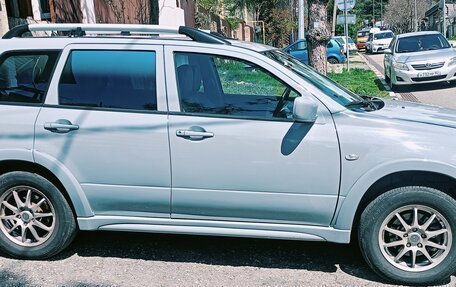 Mitsubishi Outlander III рестайлинг 3, 2006 год, 700 000 рублей, 2 фотография