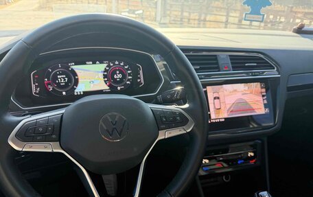 Volkswagen Tiguan II, 2023 год, 3 300 000 рублей, 10 фотография