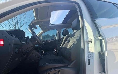 Volkswagen Tiguan II, 2023 год, 3 300 000 рублей, 18 фотография