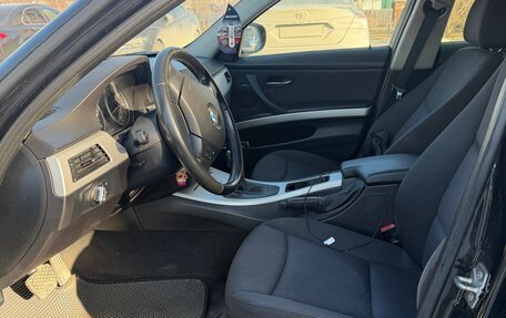 BMW 3 серия, 2010 год, 950 000 рублей, 9 фотография