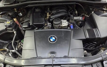 BMW 3 серия, 2010 год, 950 000 рублей, 13 фотография