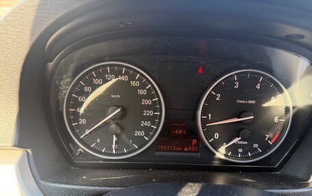 BMW 3 серия, 2010 год, 950 000 рублей, 11 фотография