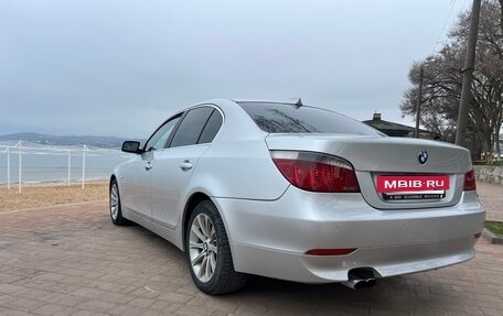 BMW 5 серия, 2004 год, 950 000 рублей, 4 фотография