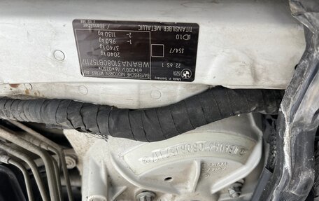 BMW 5 серия, 2004 год, 950 000 рублей, 15 фотография