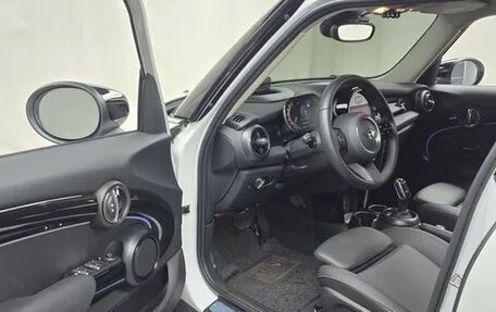 MINI Hatch, 2022 год, 1 800 778 рублей, 7 фотография