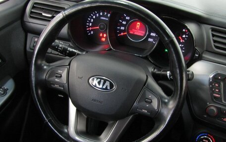 KIA Rio III рестайлинг, 2013 год, 860 000 рублей, 15 фотография