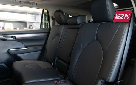 Toyota Highlander, 2025 год, 5 800 000 рублей, 10 фотография