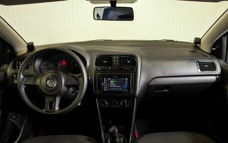 Volkswagen Polo VI (EU Market), 2013 год, 750 000 рублей, 20 фотография