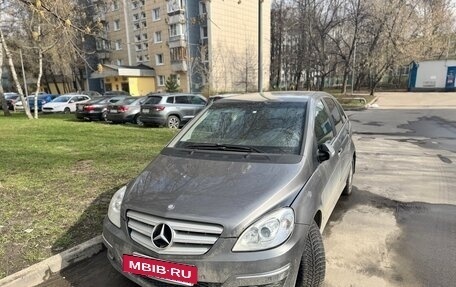 Mercedes-Benz B-Класс, 2010 год, 670 000 рублей, 2 фотография