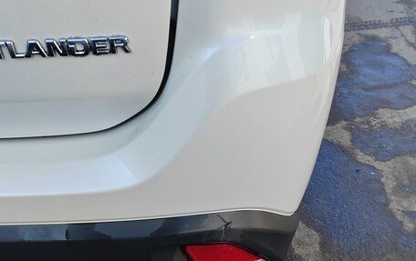 Mitsubishi Outlander III рестайлинг 3, 2019 год, 2 100 000 рублей, 5 фотография