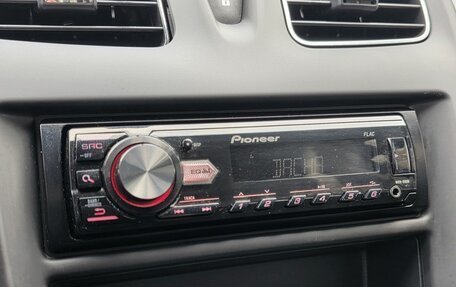 Renault Logan II, 2018 год, 1 045 000 рублей, 13 фотография