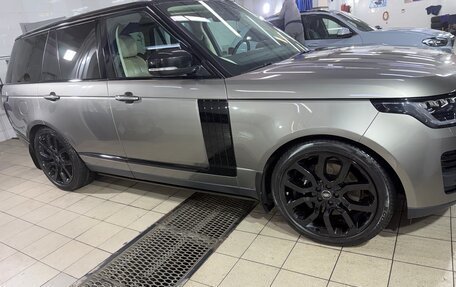 Land Rover Range Rover IV рестайлинг, 2020 год, 9 800 000 рублей, 11 фотография