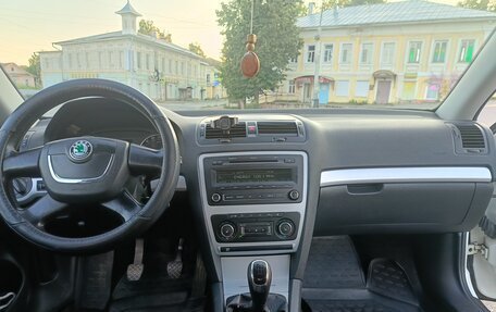 Skoda Octavia, 2010 год, 650 000 рублей, 4 фотография