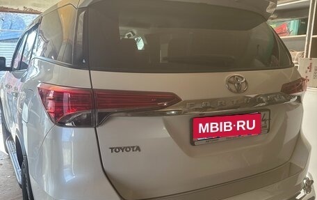 Toyota Fortuner II, 2019 год, 4 600 000 рублей, 4 фотография