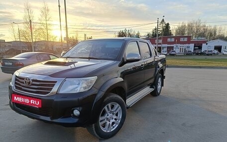 Toyota Hilux VII, 2014 год, 2 250 000 рублей, 2 фотография