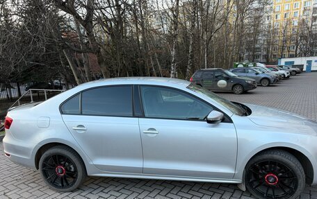 Volkswagen Jetta VI, 2014 год, 1 800 000 рублей, 4 фотография