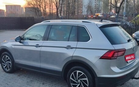 Volkswagen Tiguan II, 2018 год, 2 420 000 рублей, 5 фотография