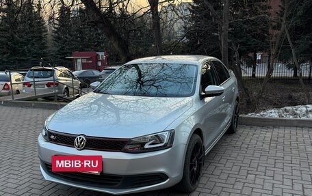 Volkswagen Jetta VI, 2014 год, 1 800 000 рублей, 18 фотография