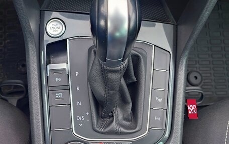 Volkswagen Tiguan II, 2018 год, 2 420 000 рублей, 23 фотография