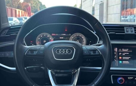 Audi Q3, 2022 год, 2 100 000 рублей, 9 фотография