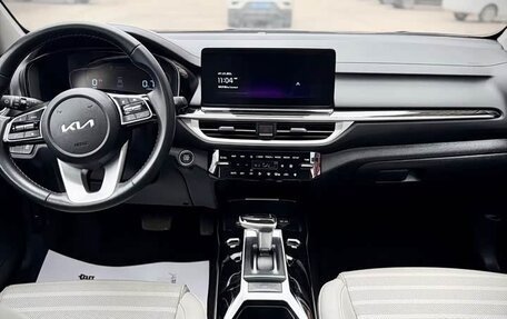 KIA K3, 2023 год, 1 695 000 рублей, 17 фотография