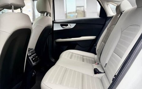 KIA K3, 2023 год, 1 695 000 рублей, 19 фотография