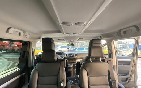 Peugeot Traveller I, 2019 год, 3 250 000 рублей, 8 фотография