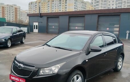 Chevrolet Cruze II, 2012 год, 630 000 рублей, 3 фотография