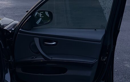 BMW 3 серия, 2009 год, 1 150 000 рублей, 21 фотография