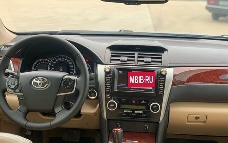 Toyota Camry, 2014 год, 1 515 000 рублей, 7 фотография