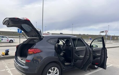 Hyundai Tucson III, 2019 год, 2 600 000 рублей, 5 фотография