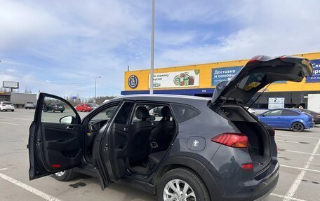 Hyundai Tucson III, 2019 год, 2 600 000 рублей, 3 фотография