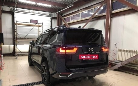 Toyota Land Cruiser, 2021 год, 10 700 000 рублей, 2 фотография