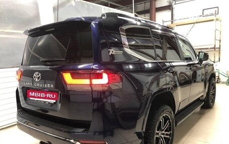 Toyota Land Cruiser, 2021 год, 10 700 000 рублей, 4 фотография