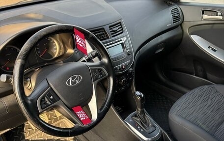 Hyundai Solaris II рестайлинг, 2015 год, 980 000 рублей, 6 фотография