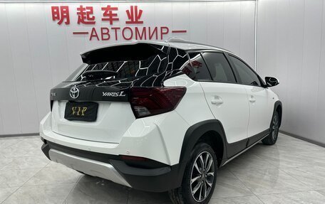 Toyota Yaris XP150 рестайлинг, 2022 год, 1 350 000 рублей, 4 фотография