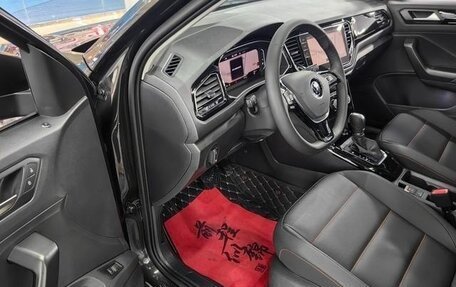 Volkswagen T-Roc I, 2021 год, 1 697 000 рублей, 7 фотография