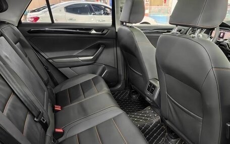 Volkswagen T-Roc I, 2021 год, 1 697 000 рублей, 13 фотография